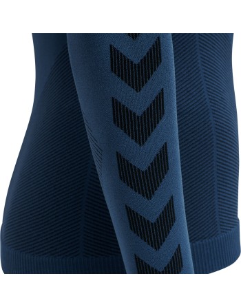 HUMMEL FIRST SEAMLESS JERSEY L/S W / Nahtlose Verarbeitung und körperbetontes Design