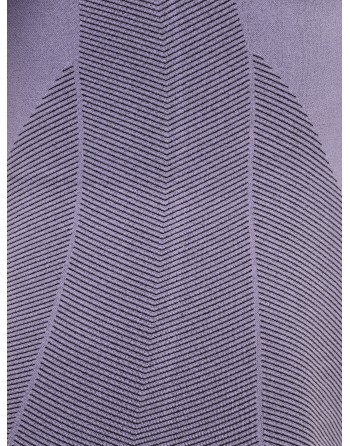 HUMMEL FIRST SEAMLESS JERSEY L/S W / Nahtlose Verarbeitung und körperbetontes Design